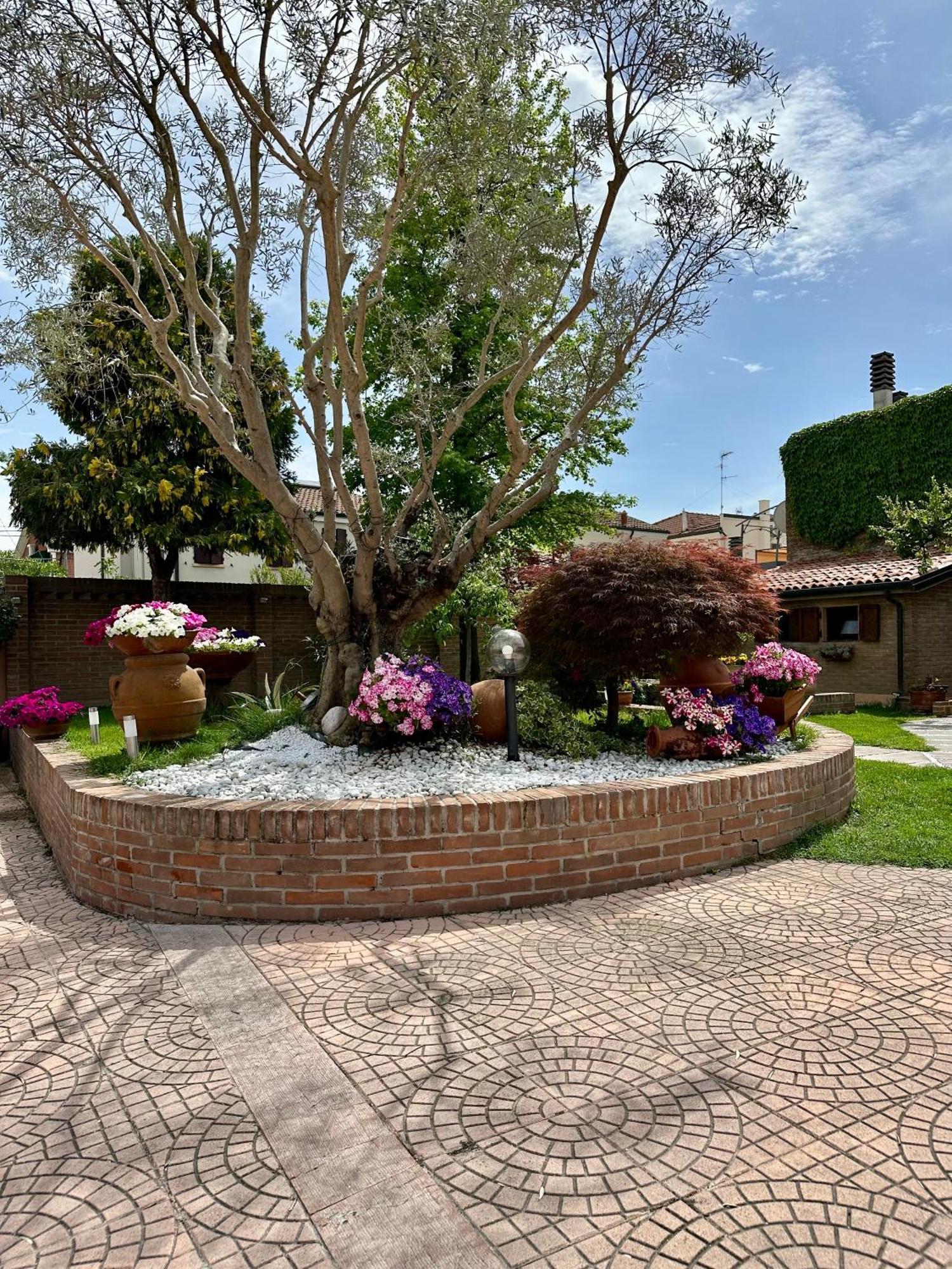 Villa Oasi Ferrara Exterior photo